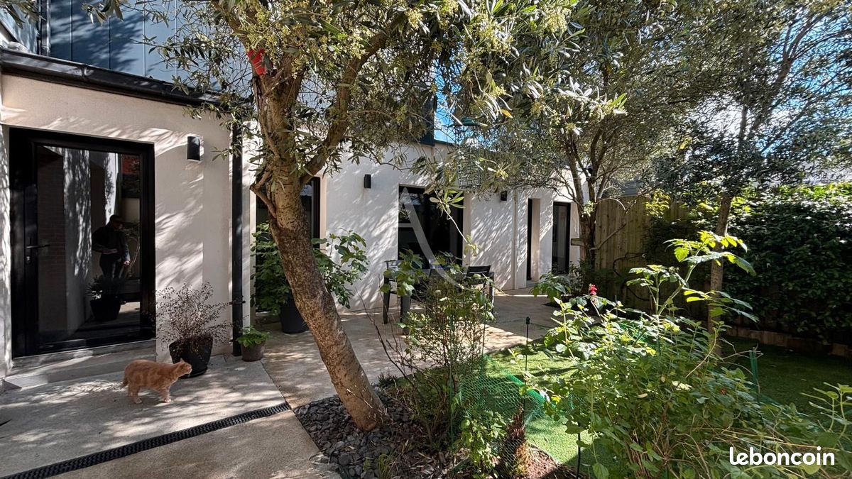 Maison 5 pièces 120 m² · à Nantes · 120 m² · 585 200 €
