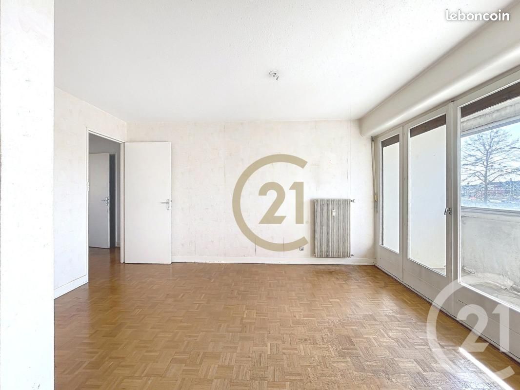 Appartement 5 pièces 106 m² · à Belfort · 106 m² · 98 000 €