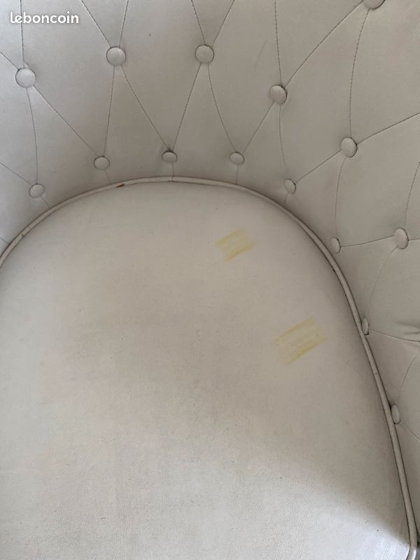 Chesterfield fauteuil club capitonné blanc maison du monde (image 2)