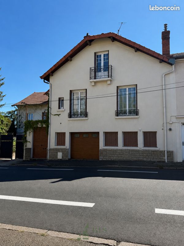 Maison 5 pièces 140 m² · à Riorges · 140 m² · 185 000 €