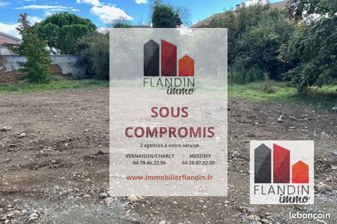 https://img.leboncoin.fr/api/v1/lbcpb1/images/14/23/d9/1423d9a27640a810240fb6a01bb99e63e8062f60.jpg?rule=ad-image