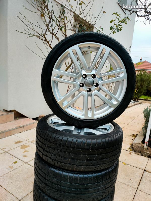 Pneus hiver 245/40/20 sur jantes Audi (image 1)