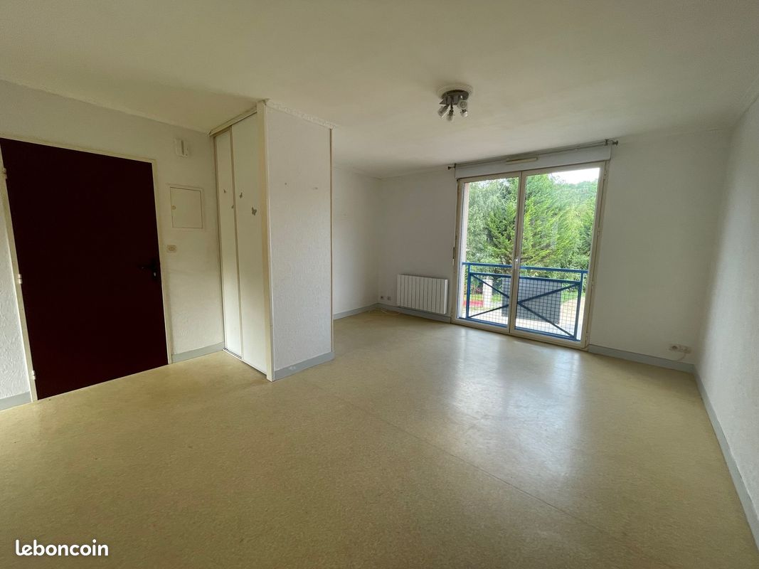 Appartement 3 pièces 72 m² · à Montreuil-aux-Lions · 72 m² · 695 €