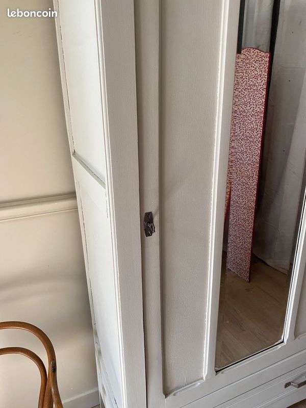 Armoire ancienne en bois (image 2)