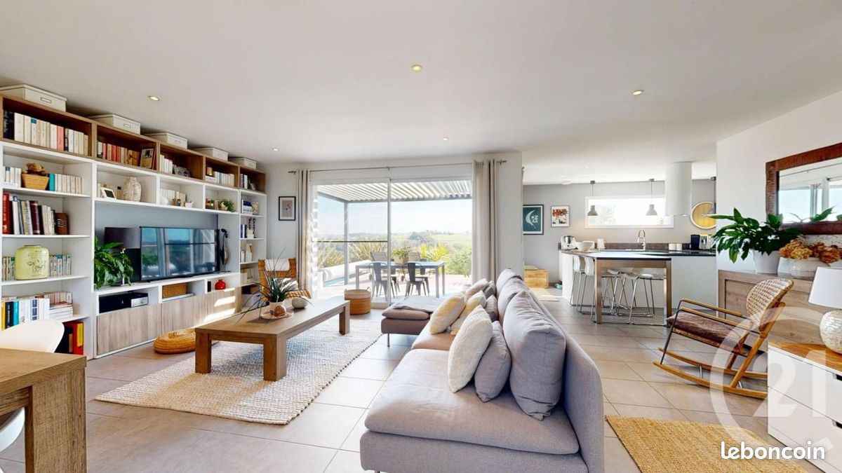Maison 4 pièces 127 m² · à Hasparren · 127 m² · 549 000 €