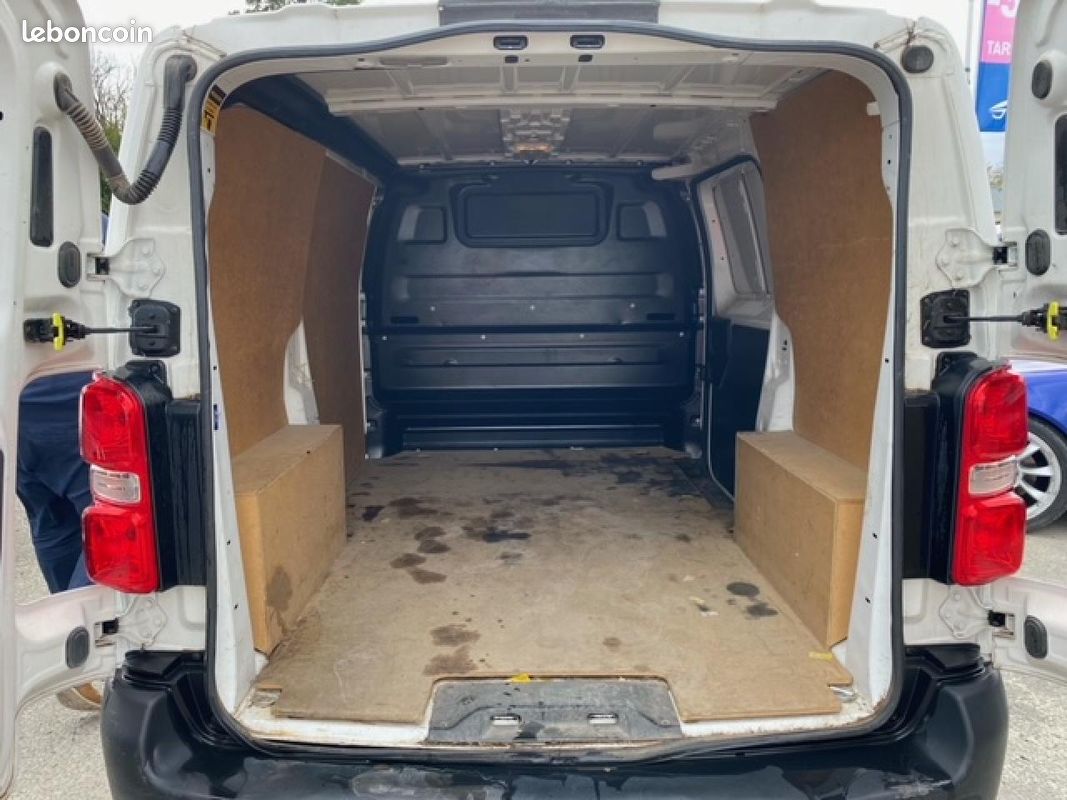 CITROEN JUMPY 1.5 BLUEHDi - 100 S&S STANDARD (M) FOURGON CLUB + CLIM + BLUETOOTH - (16650 ? HT) (image 19)