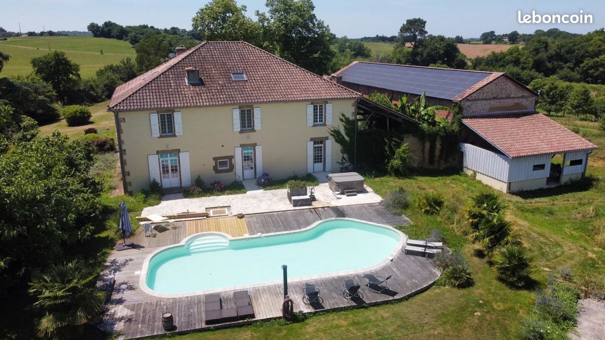 Maison 12 pièces 617 m² · à Aignan · 617 m² · 950 000 €
