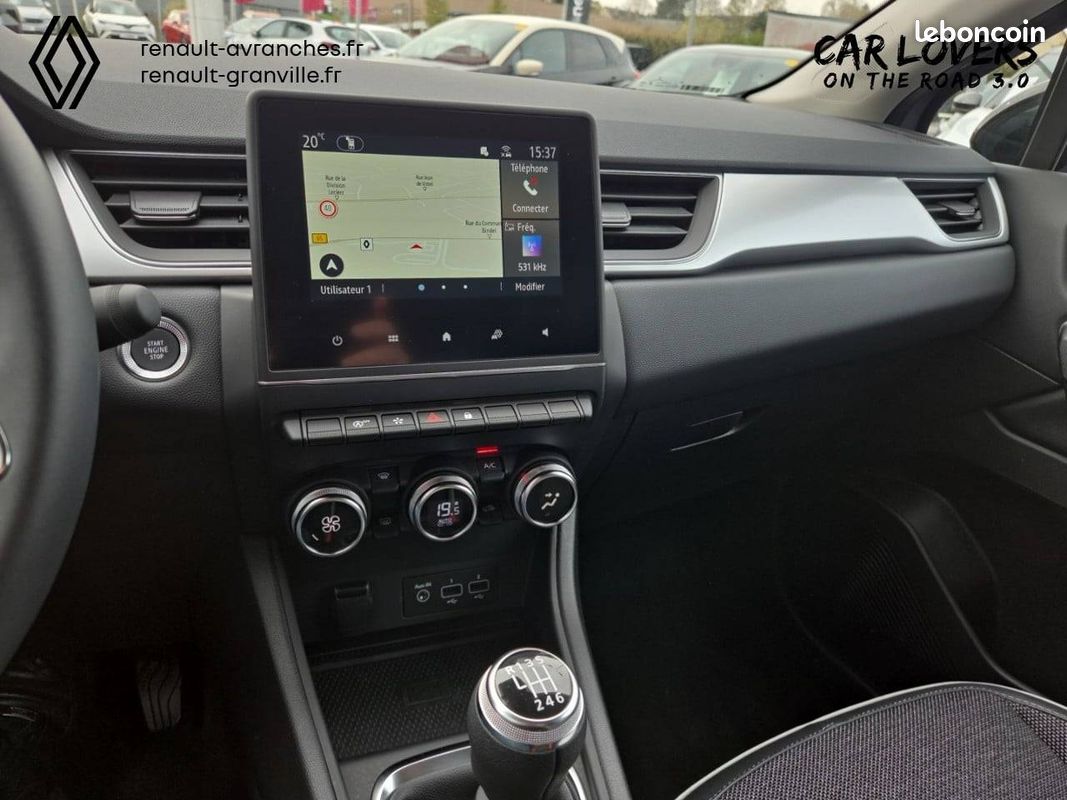RENAULT Captur TCe 90 Techno (image 27)