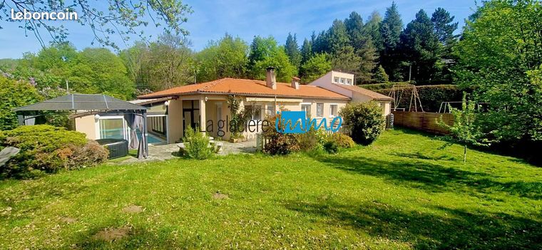 Maison 8 pièces 180 m²