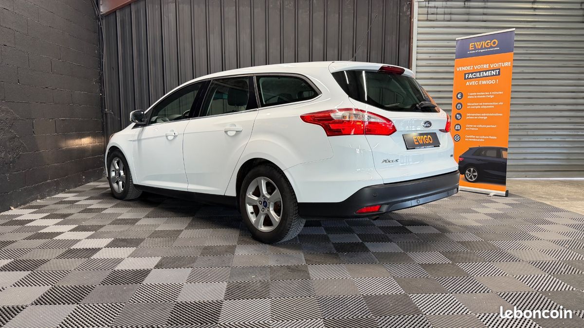 FORD FOCUS SW 1.0 ECOBOOST 125 CH TITANIUM-X START-STOP DISTRIBUTION REMPLACEe (image 16)