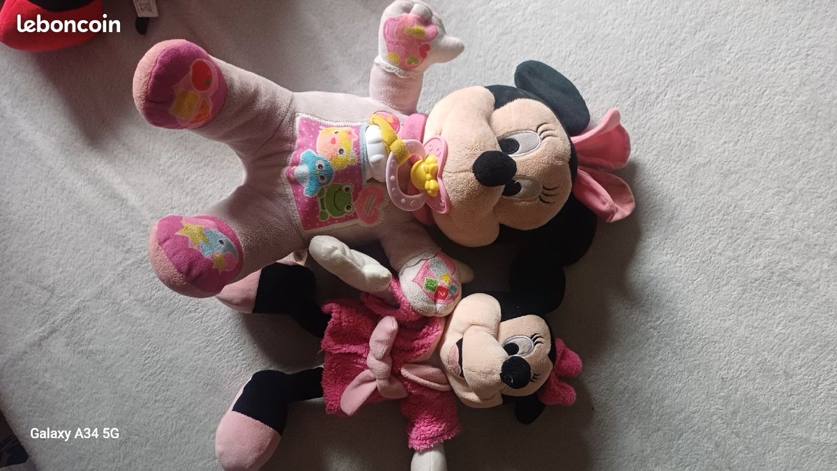 Lot peluches Minnie (image 7)