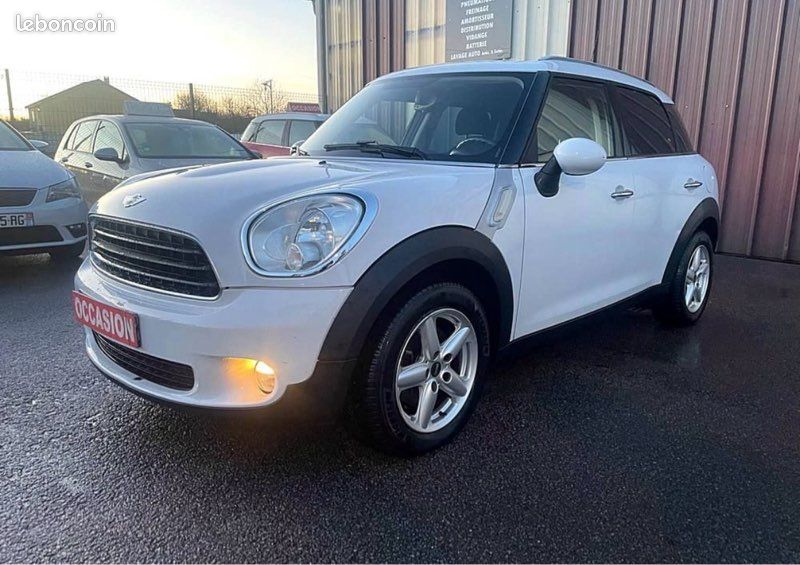 Mini 2 one countryman r60 1.6d 90cv 1er main 2013 (image 1)