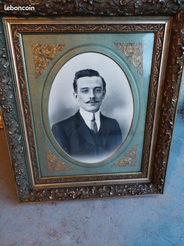 Superbe cadre avec portrait en bronze doré patiné très ancien (image 12)