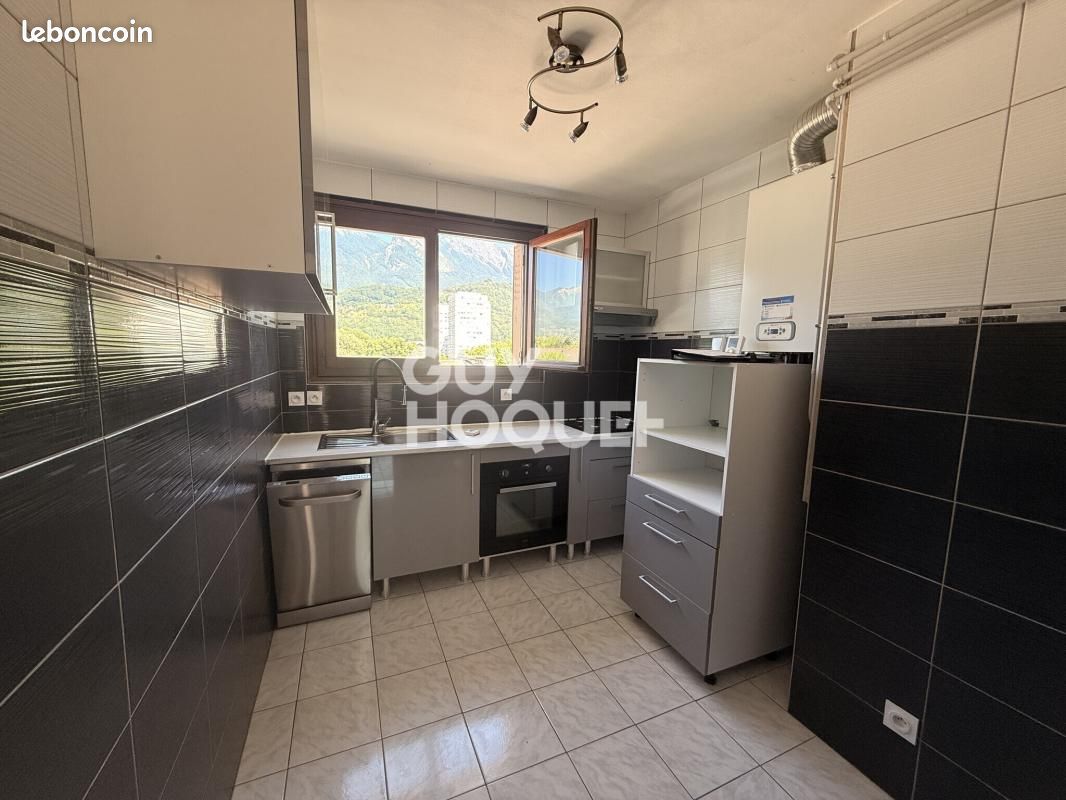 Appartement 3 pièces 61 m² · à Albertville · 61 m² · 665 €