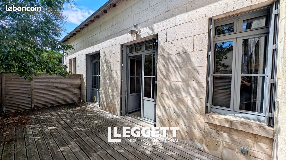 Maison 7 pièces 180 m² · à Barbezieux-Saint-Hilaire · 180 m² · 350 000 €