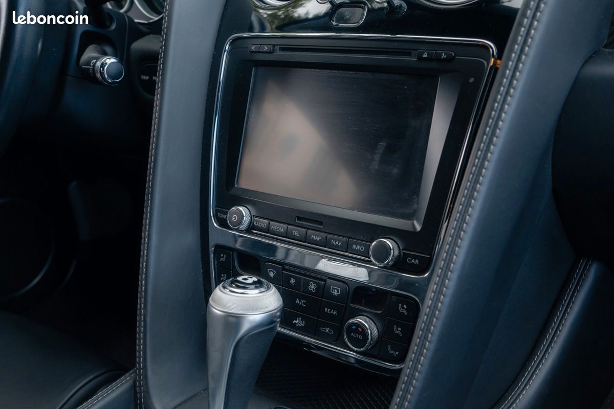 Bentley Continental GT Speed W12 625cv Mulliner (image 21)