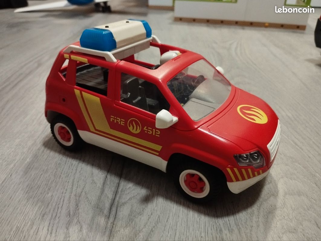 Voiture pompier playmobil (image 1)