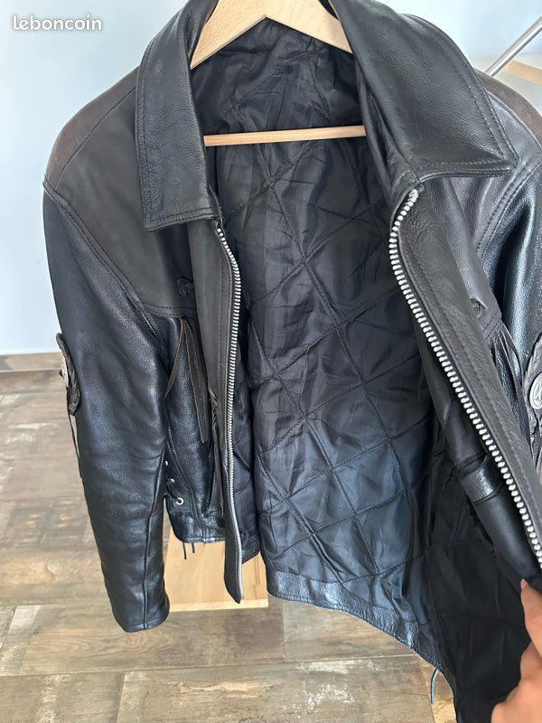 Veste en cuir franges moto (image 3)