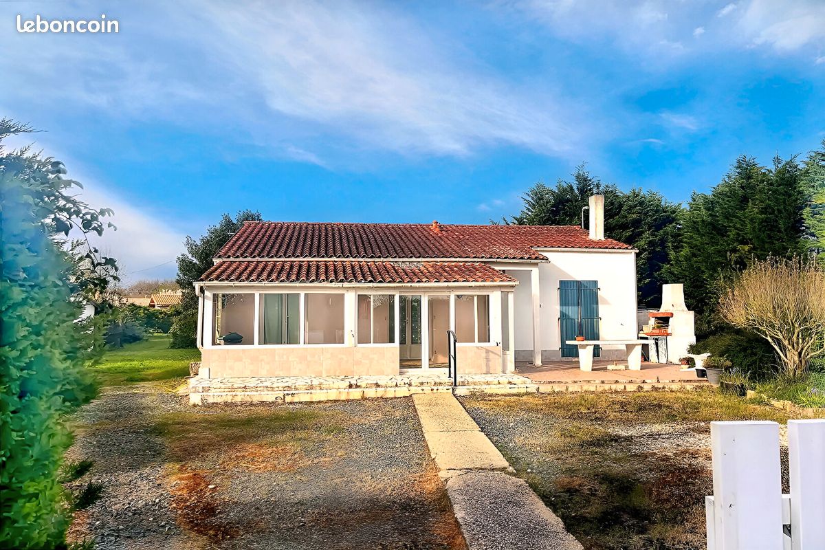 Maison 5 pièces 90 m² · à Ferrières · 90 m² · 280 000 €