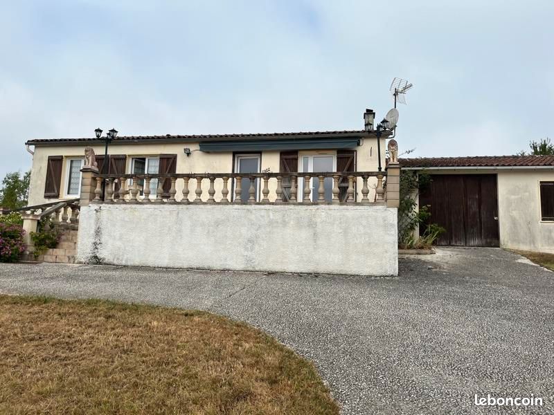 Maison 5 pièces 147 m² · à Chalais · 147 m² · 161 000 €