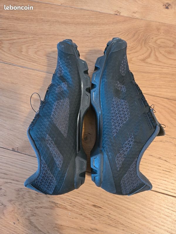 Giro Femmes Veste II VTT Chaussures de vélo - Minuit/Minuit, UE 39 (UK 5.5
