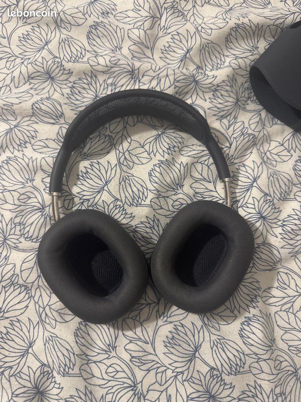 Airpods Max (2024) authentique avec facture boulanger et couverture applecare(2027) (image 4)