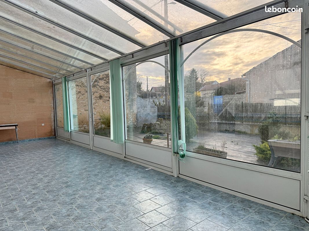 Maison 9 pièces 240 m² · à Bagneux · 240 m² · 135 000 €