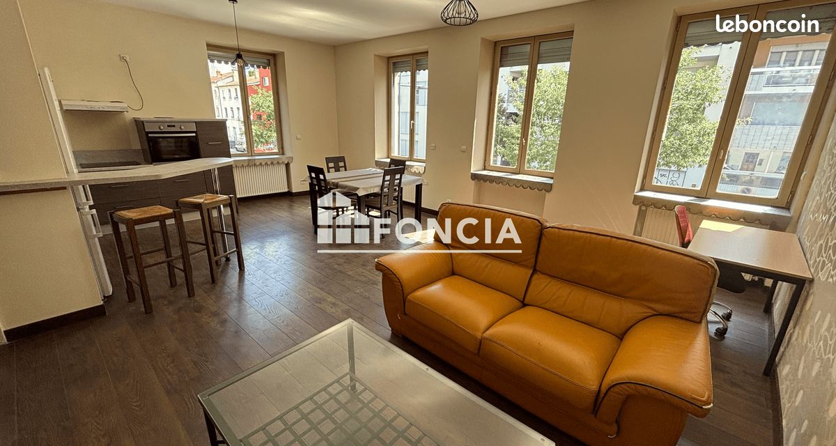 Appartement 2 pièces 54 m² · à Lyon · 54 m² · 990 €