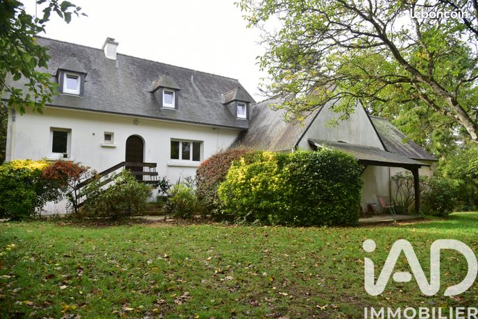 Propriété 7 pièces 212 m²