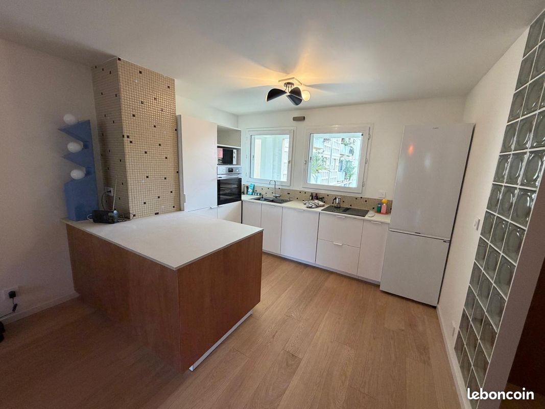 Appartement 5 pièces 95 m² · à Marseille · 95 m² · 2 250 €/mois