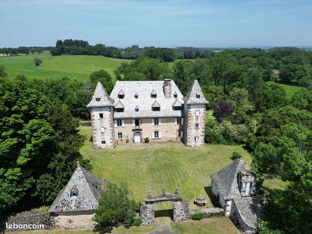 Maison 13 pièces 550 m²