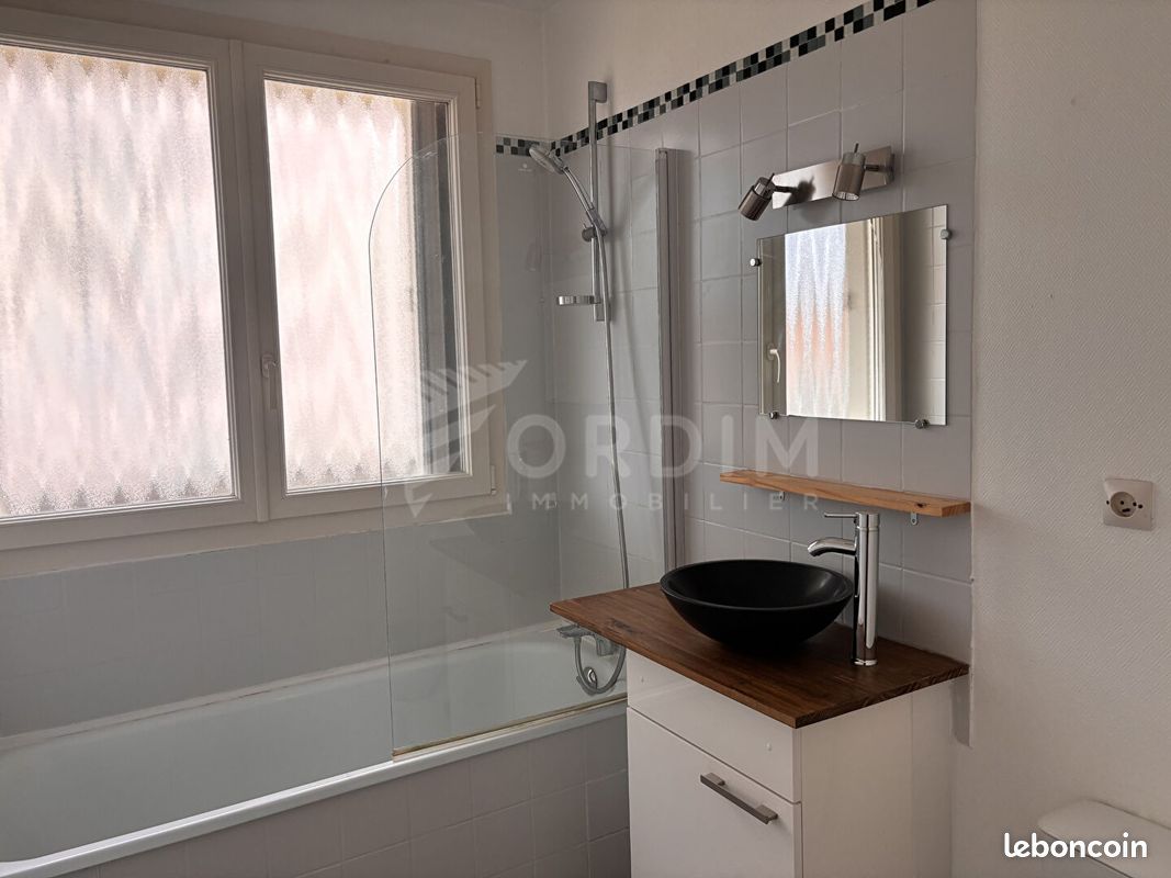Appartement a louer auxerre - 1 pièce(s) - 31 m2 - Surfyn