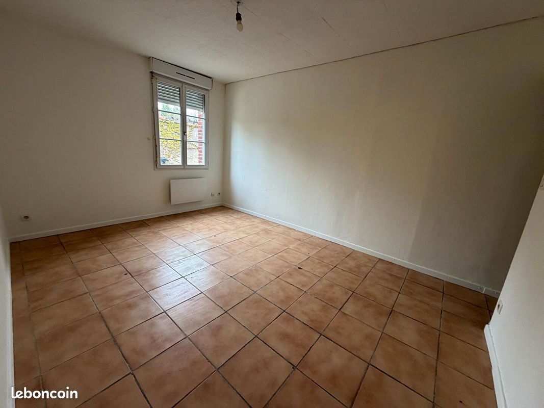 Appartement 2 pièces 40 m² · à Saint-Étienne-du-Rouvray · 40 m² · 475 €