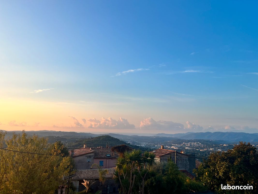 Appartement 2 pièces 49 m² · à Grasse · 49 m² · 950 €/mois