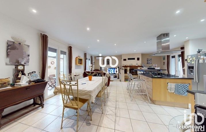 Villa 4 pièces 92 m²
