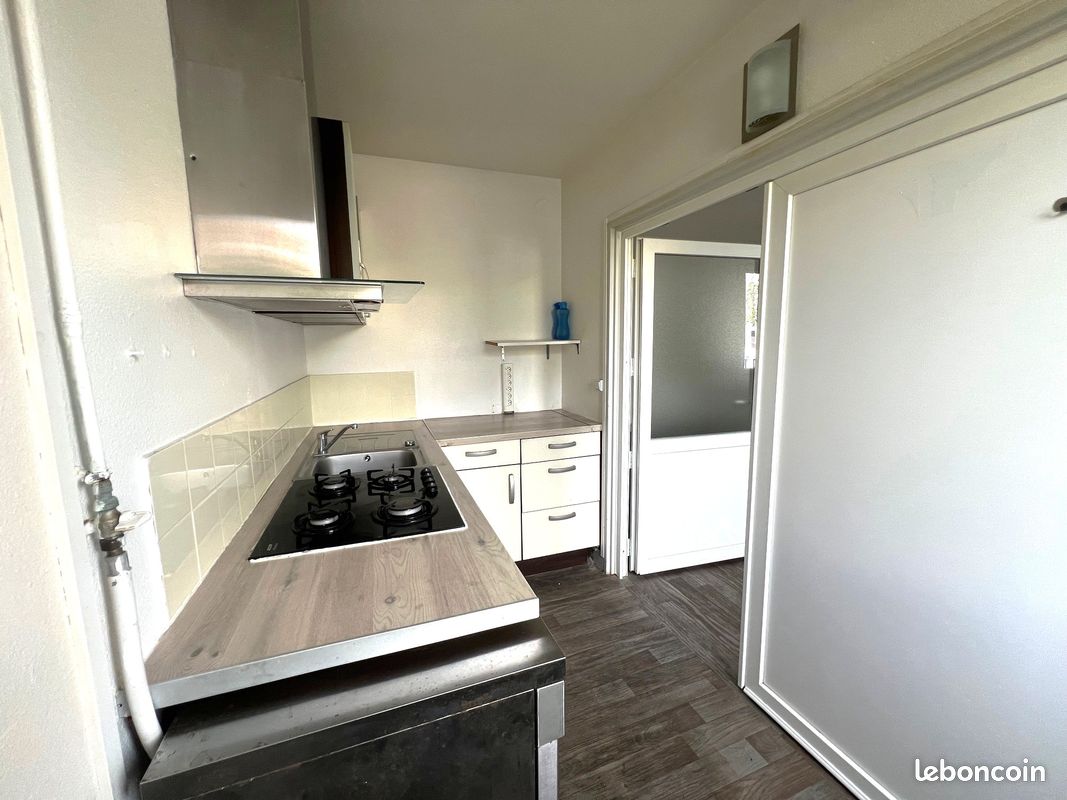 Appartement a louer garges-les-gonesse - 2 pièce(s) - 43 m2 - Surfyn