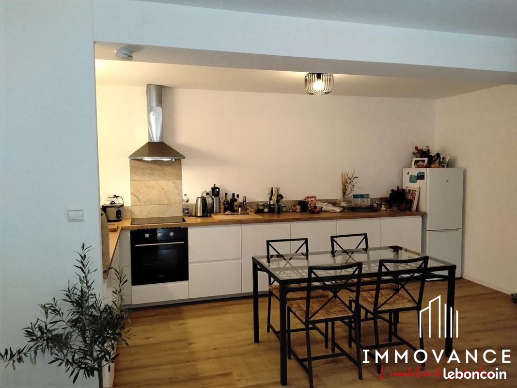 Appartement 3 pièces 86 m² · à Saint-Jean-du-Bruel · 86 m² · 620 €/mois