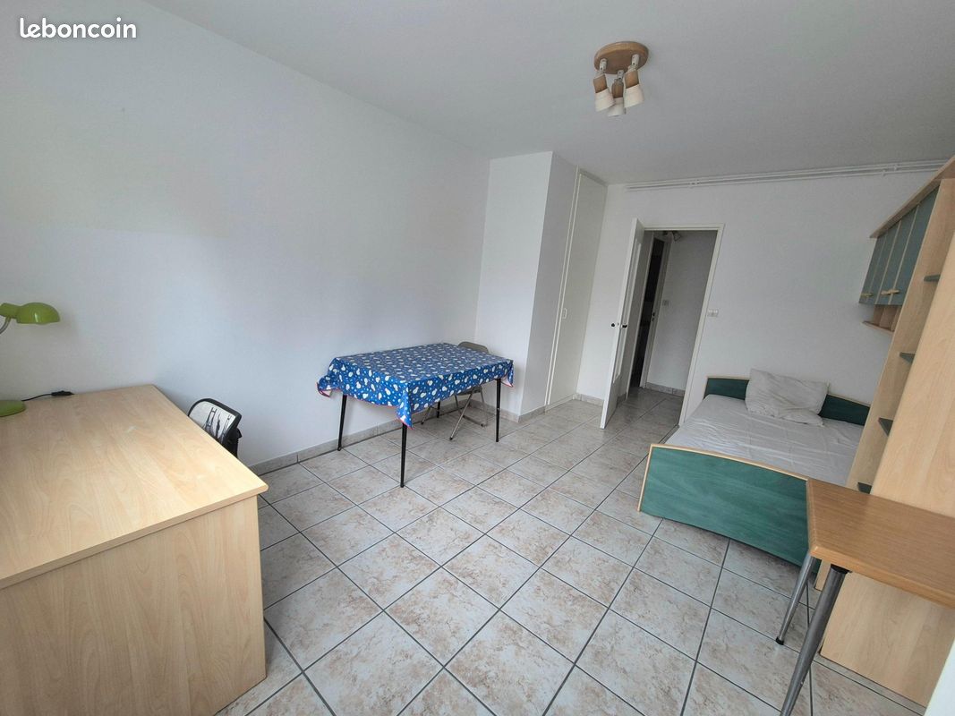 Appartement 1 pièce 25 m² · à Saint-Étienne · 25 m² · 46 000 €