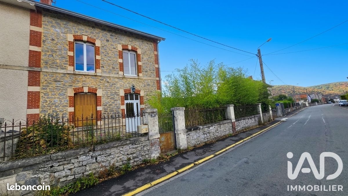 Maison 7 pièces 164 m² · à Aubrives · 164 m² · 169 000 €