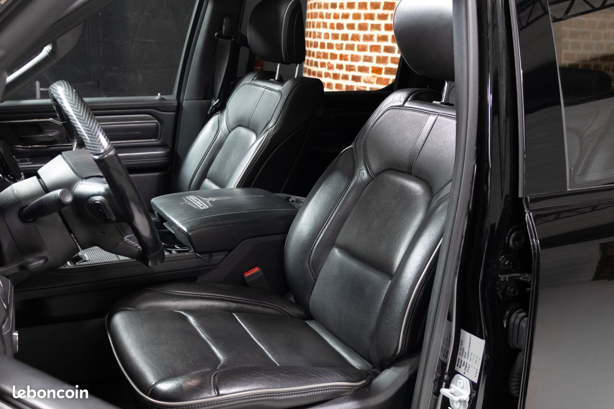Dodge RAM 1500 Limited V8 5.7L HEMI 2018 ETHANOL / PAS DE MALUS / TVA Récupérable (Audio Harman/Kardon, CarPlay, Sièges chauffants & ventilés... (image 3)