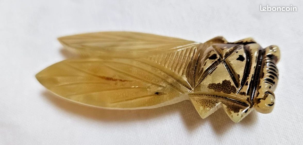 Ancienne Broche Cigale En Celluloïde Et Strass - Bijou Vintage Occasion