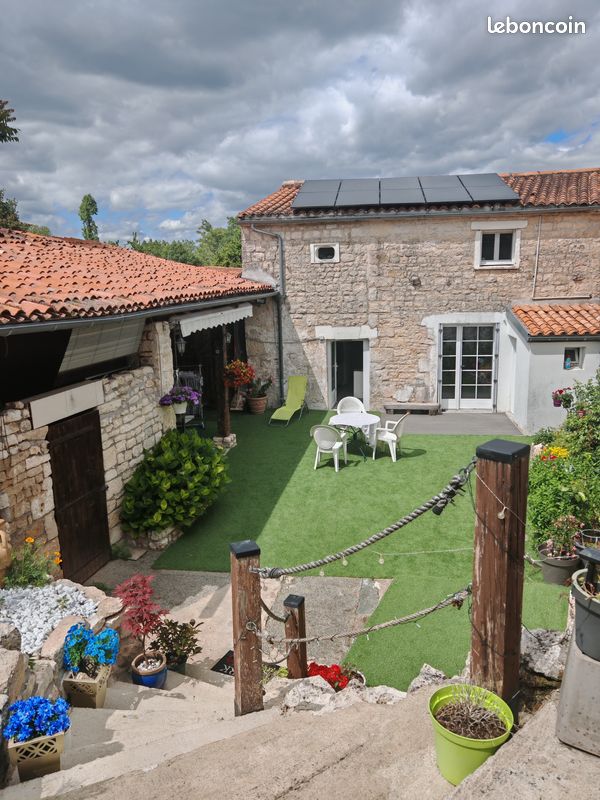 Maison 4 pièces 79 m² · à Longèves · 79 m² · 170 000 €