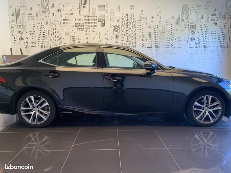Lexus IS 300h Pack Business MY20 Euro6d-T (image 4)