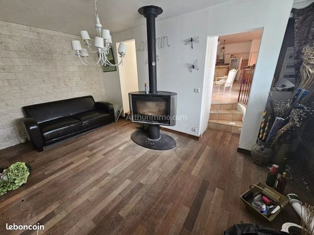 Maison 6 pièces 203 m²