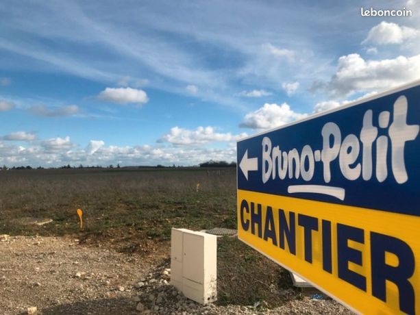 Terrain 1 200 m² Velles