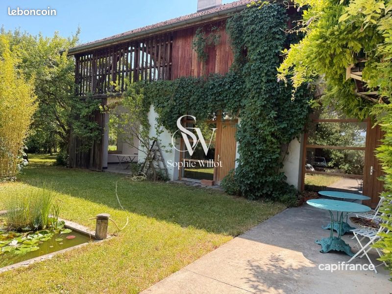 Maison 9 pièces 475 m² · à Chavanod · 475 m² · 1 570 000 €