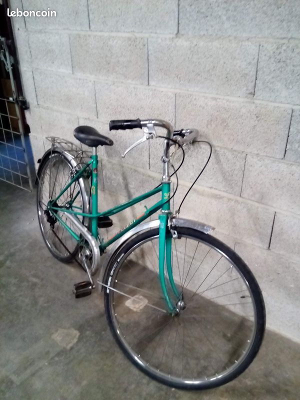 Vélo de ville vintage Peugeot (image 2)