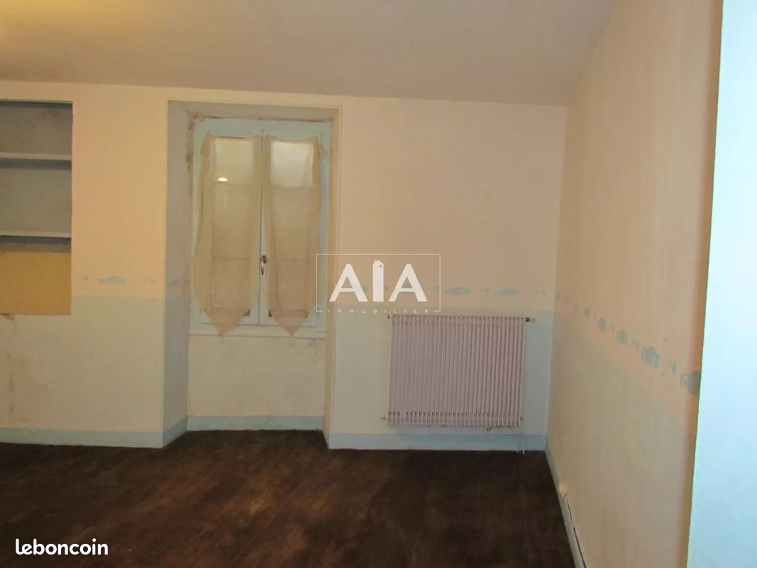 Maison de ville 4 pièces 97 m² - Ruffec 16700 (image principale 9)