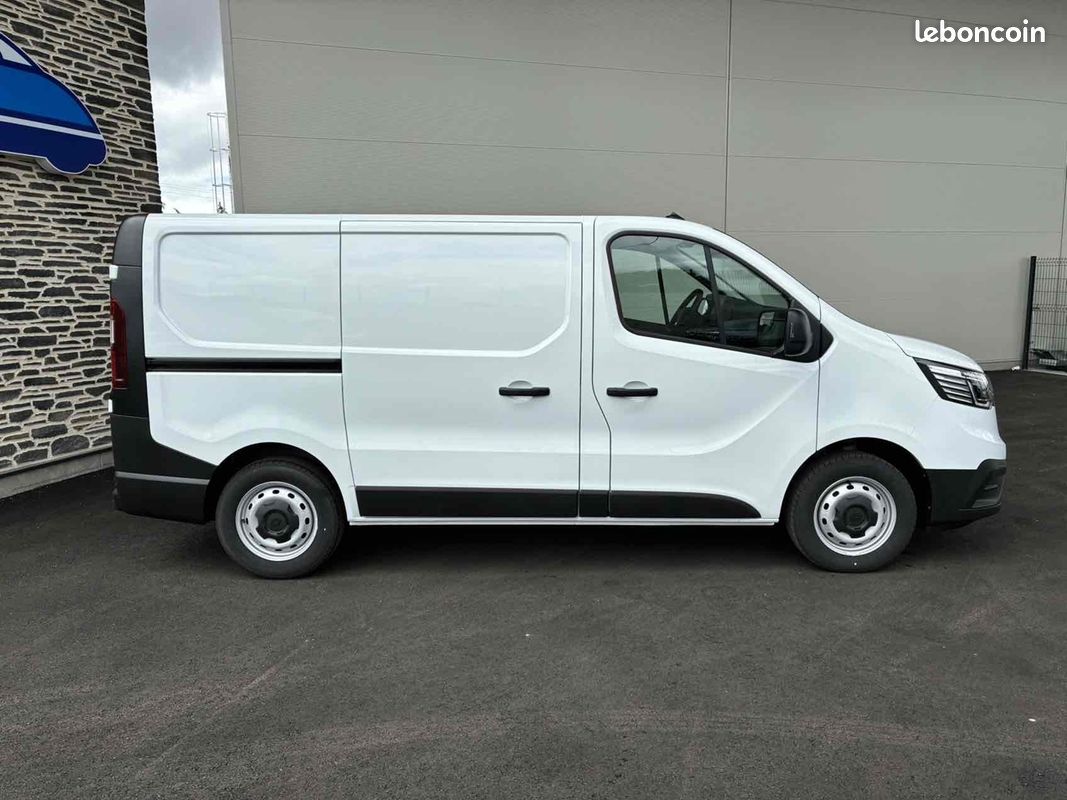 Renault TRAFIC III FG L1H1 2T8 2.0 BLUE DCI 110CH ADVANCE -25 (image 4)