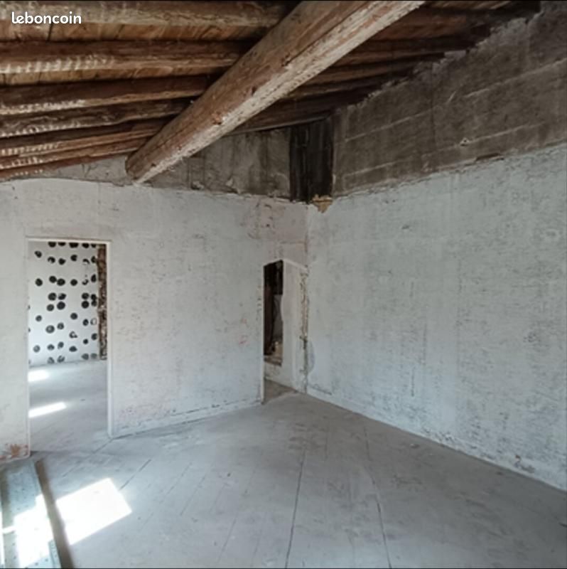Appartement 5 pièces 83 m² · à Arles · 83 m² · 145 000 €